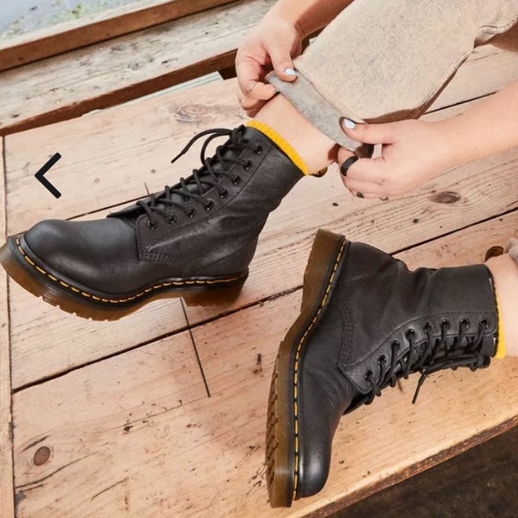 Doc Martens 1460 WOMEN'S PASCAL VIRGINIA LEATHER BOOTS size 9 - Picture 3 of 11